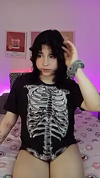 Snapshot of Daniellesins1 chatting on March 1, 5:40 am Daniellesins1 online show from March 1, 5:40 am