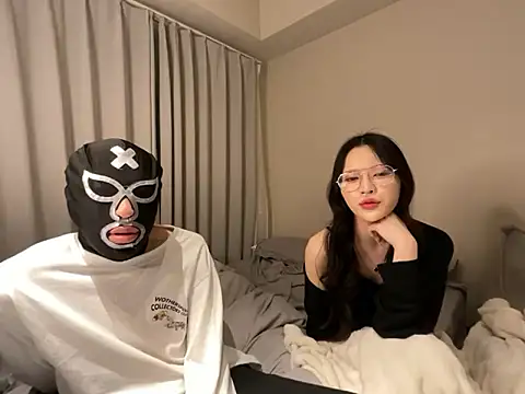 freeterRyo online show from April 8, 1:01 pm
