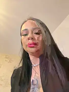 BrianaBloom online show from March 18, 9:04 pm