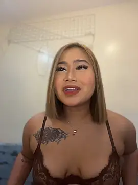 Snapshot of vien_pussy69 chatting on June 21, 3:07 pm vien pussy69 online show from June 21, 3:07 pm
