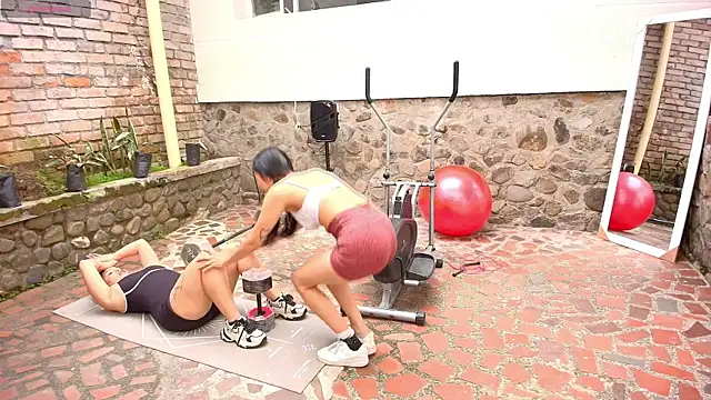 Snapshot of Emma_Sanz__ chatting on February 21, 1:46 pm Emma Sanz online show from February 21, 1:46 pm