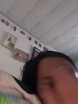 Emma Sanz   online show from March 9, 11:58 am