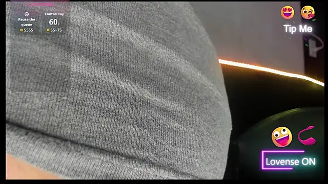 ruby rouse2007 online show from April 10, 11:17 am