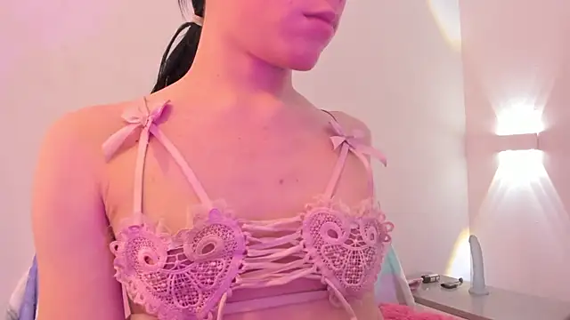 AllanaRosee online show from July 9, 1:10 pm