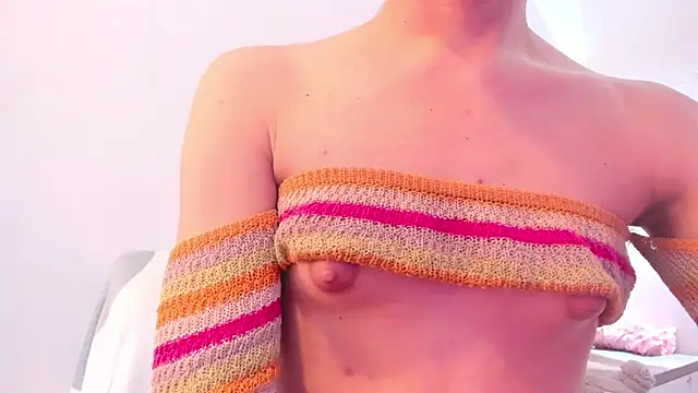AllanaRosee online show from June 20, 11:37 am