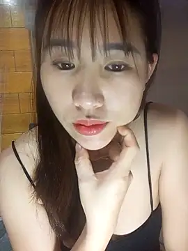 Snapshot of Yui-Ch1682 chatting on February 20, 8:49 am Yui-Ch1682 online show from February 20, 8:49 am