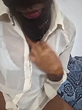 Sakeemaxxy online show from February 19, 7:11 pm