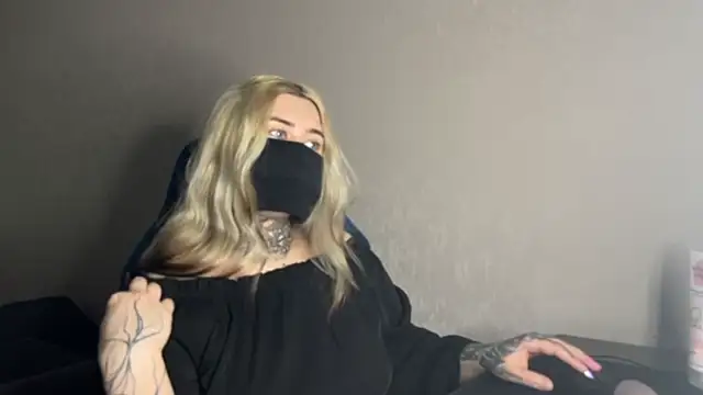 UnaXyling online show from February 4, 8:31 am