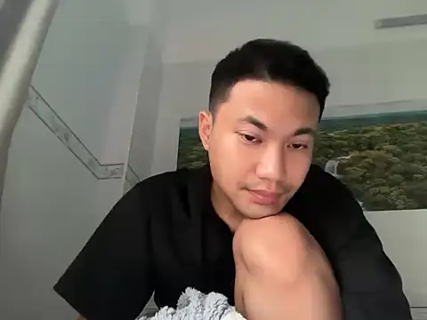 Snapshot of asianvietboy09 chatting on June 13, 10:51 pm asianvietboy09 online show from June 13, 10:51 pm