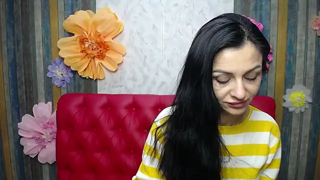 EvaClarkk online show from April 15, 5:24 am