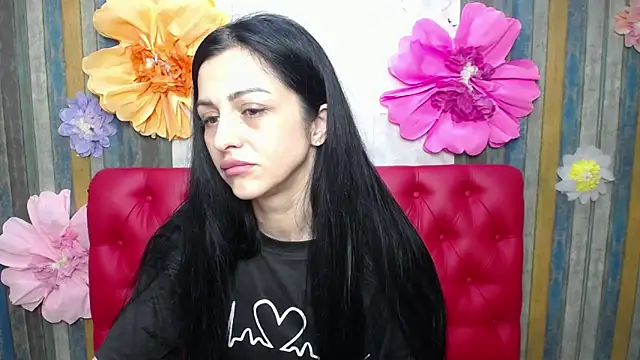 EvaClarkk online show from May 12, 8:00 am