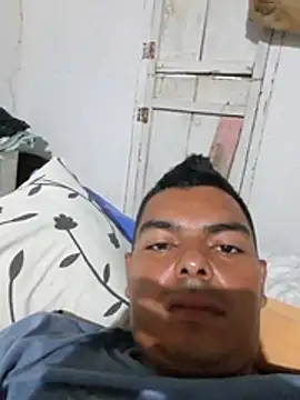 jhoncol231 online show from February 6, 8:27 pm