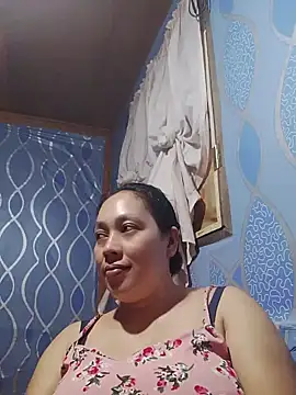Snapshot of May_Bombs chatting on May 26, 1:09 pm May Bombs online show from May 26, 1:09 pm