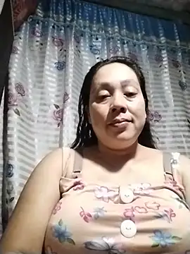 Snapshot of May_Bombs chatting on February 16, 2:37 pm May Bombs online show from February 16, 2:37 pm