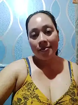 May Bombs online show from April 11, 1:13 am