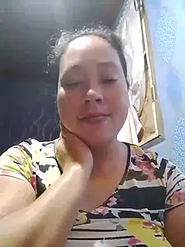 Snapshot of May_Bombs chatting on June 15, 8:08 pm May Bombs online show from June 15, 8:08 pm