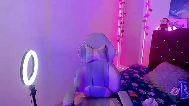 Sweetx  cherry online show from March 7, 2:00 pm