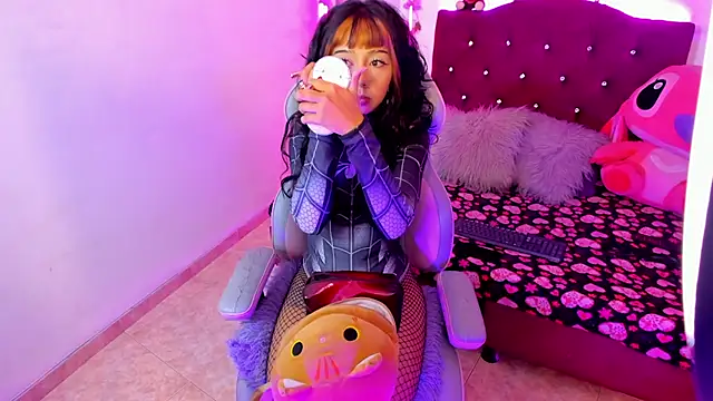 Sweetx  cherry online show from March 14, 1:50 pm