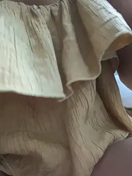 Miu Xinh online show from March 17, 5:49 pm