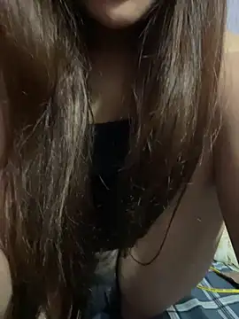 Snapshot of Miu_Xinh chatting on February 10, 8:08 pm Miu Xinh online show from February 10, 8:08 pm