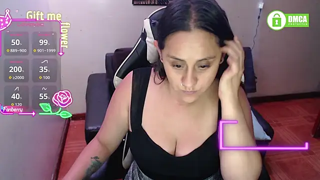 MeliisaRobers online show from February 21, 9:33 am