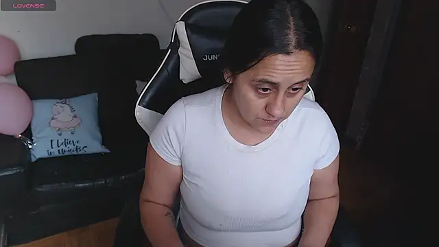 MeliisaRobers online show from May 12, 2:23 pm
