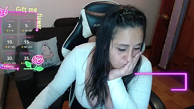 MeliisaRobers online show from March 24, 2:00 am