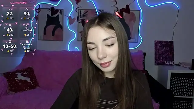 Snapshot of Adriennes chatting on February 18, 2:24 pm Adriennes online show from February 18, 2:24 pm