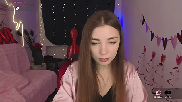 Snapshot of Adriennes chatting on February 17, 2:36 pm Adriennes online show from February 17, 2:36 pm