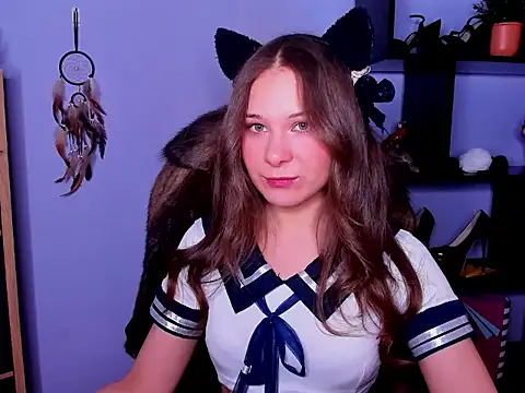 LanaLovely online show from April 8, 6:26 am