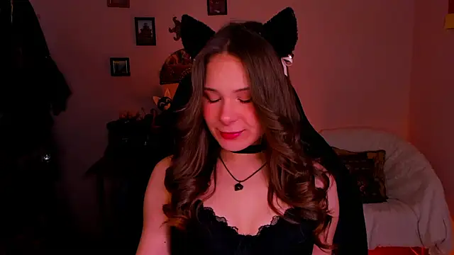 LanaLovely online show from May 22, 6:22 am