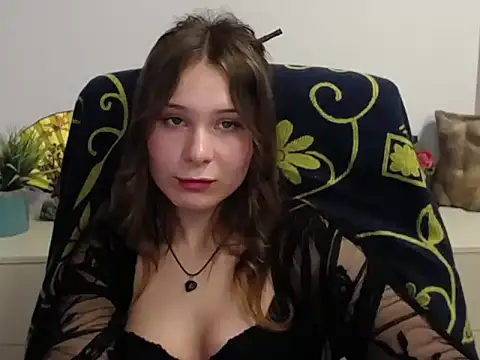 LanaLovely online show from February 5, 8:54 am