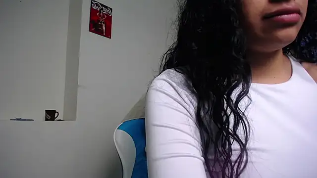 Julieta Parker online show from April 13, 3:10 am