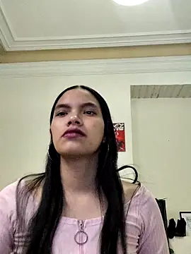 Snapshot of Julieta_Parker chatting on February 5, 2:46 pm Julieta Parker online show from February 5, 2:46 pm