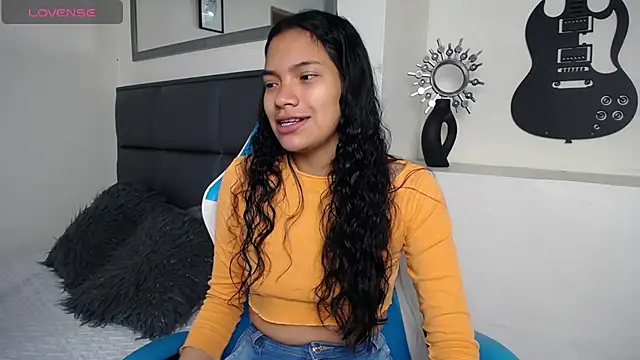 Snapshot of Julieta_Parker chatting on July 2, 2:12 am Julieta Parker online show from July 2, 2:12 am