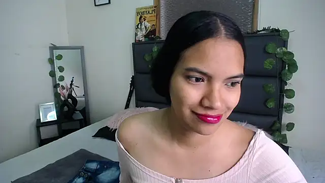 Julieta Parker online show from March 26, 12:58 pm