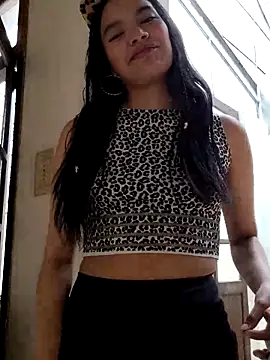 Julieta Parker online show from March 8, 6:11 pm