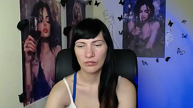 Snapshot of Rosalinda_ro chatting on May 15, 6:55 am Rosalinda ro online show from May 15, 6:55 am