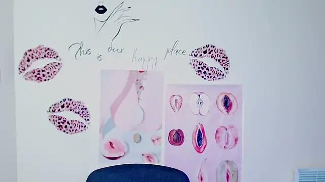 Snapshot of Rosalinda_ro chatting on February 23, 1:51 am Rosalinda ro online show from February 23, 1:51 am