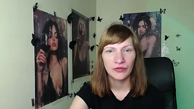 Snapshot of Rosalinda_ro chatting on June 8, 6:03 am Rosalinda ro online show from June 8, 6:03 am