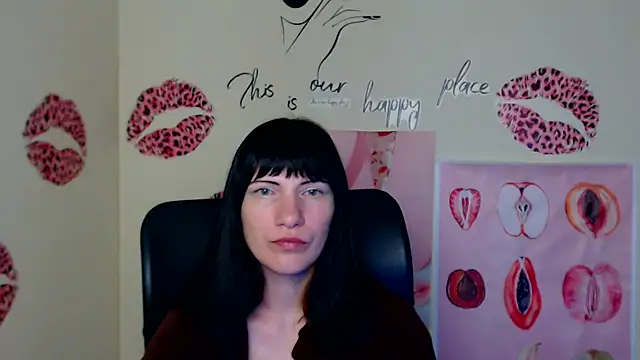 Snapshot of Rosalinda_ro chatting on May 22, 6:11 am Rosalinda ro online show from May 22, 6:11 am