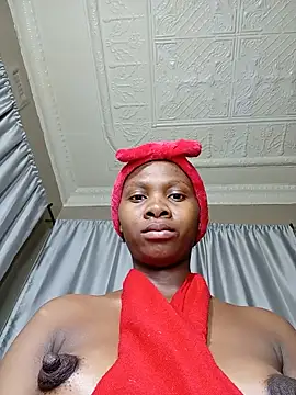 PussyFarrie online show from June 24, 9:23 pm