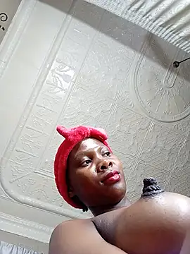 PussyFarrie online show from June 21, 6:41 am