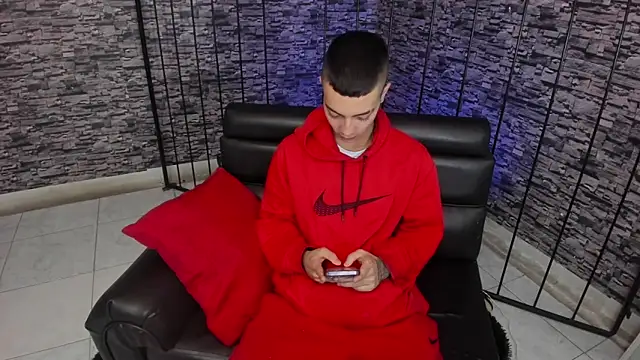 Snapshot of Dereck_Boy_ chatting on May 16, 2:21 am Dereck Boy online show from May 16, 2:21 am