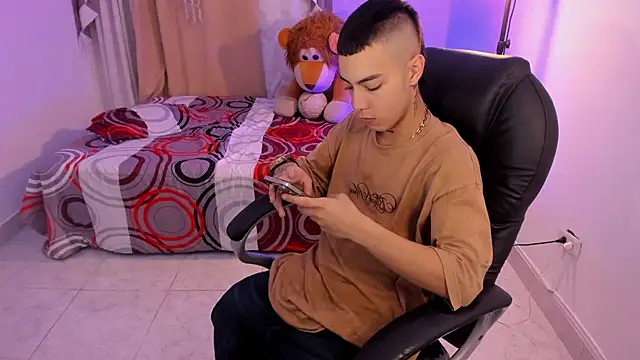 Snapshot of Dereck_Boy_ chatting on May 11, 4:03 am Dereck Boy online show from May 11, 4:03 am