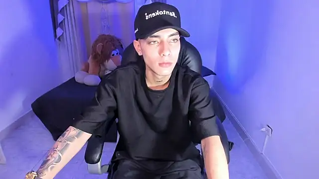 Dereck Boy  online show from February 28, 4:12 am