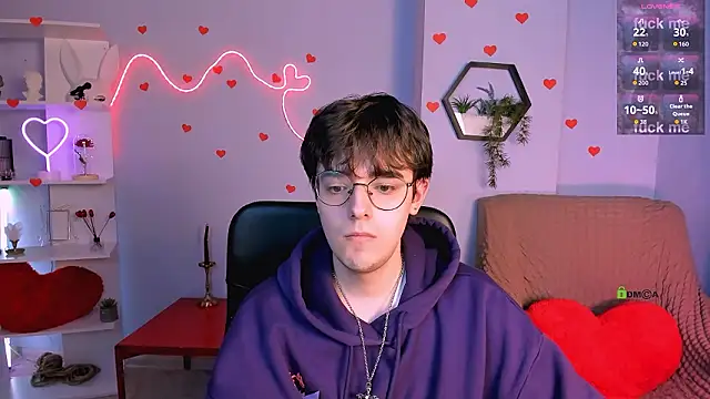 Snapshot of martin_neil chatting on February 13, 10:37 am martin neil online show from February 13, 10:37 am