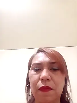 dannamomcerratt online show from April 12, 9:18 pm