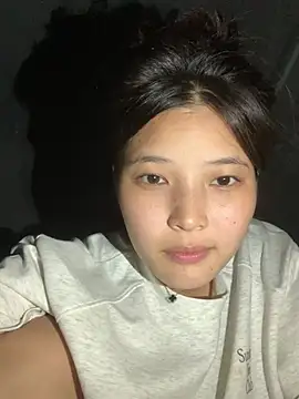 Snapshot of Suzu_xx01 chatting on June 28, 4:02 pm Suzu xx01 online show from June 28, 4:02 pm