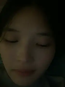 Snapshot of Suzu_xx01 chatting on June 13, 6:06 pm Suzu xx01 online show from June 13, 6:06 pm
